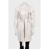 Coat with buttons and belt