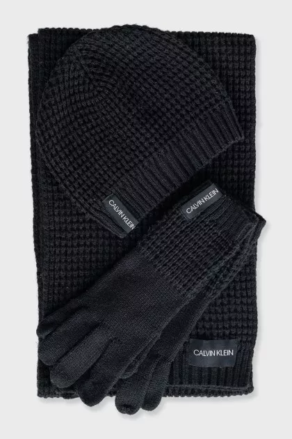 Black knitted set