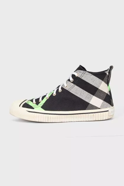 Men's sneakers in a checkered print