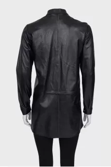 Straight-cut leather coat