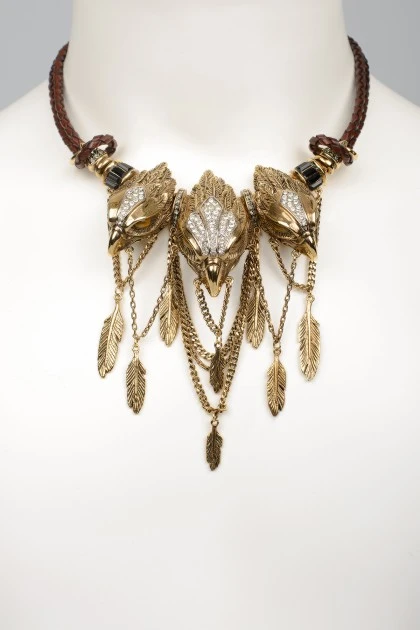 Necklace with metal feathers and eagle heads