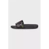 Leather printed flip-flops