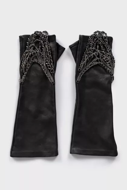 Leather fingerless gloves with chains
