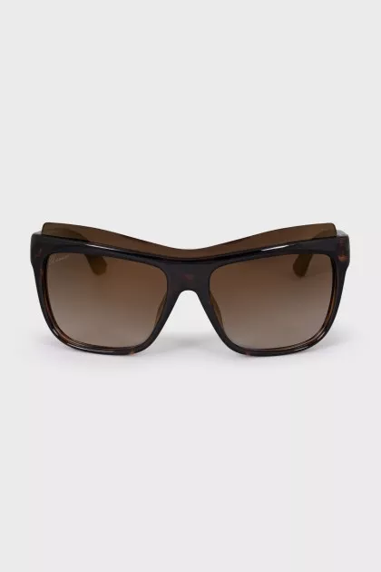 Grand sunglasses with tinting