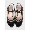 Suede sandals decorated with pearls