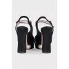 Suede sandals decorated with pearls