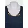 Straight T-shirt decorated with a chain