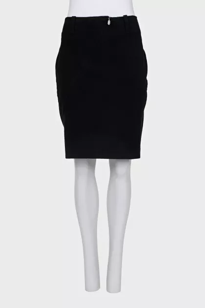 Black wool skirt with tag