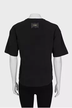 Black straight T-shirt