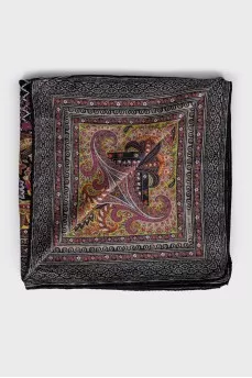 Scarf made of wool and silk