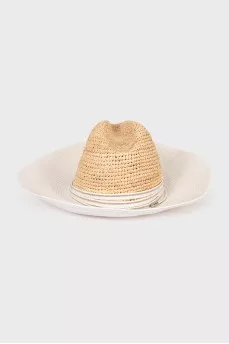 Palm leaf hat with decoration