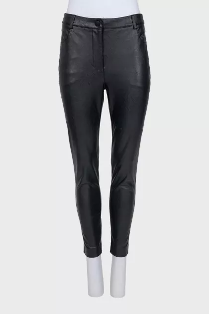 Mid-rise black leather trousers