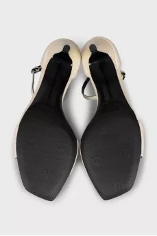 Босоножки из кожи на каблуке kitten heel