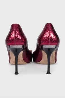 Red patent leather shoes