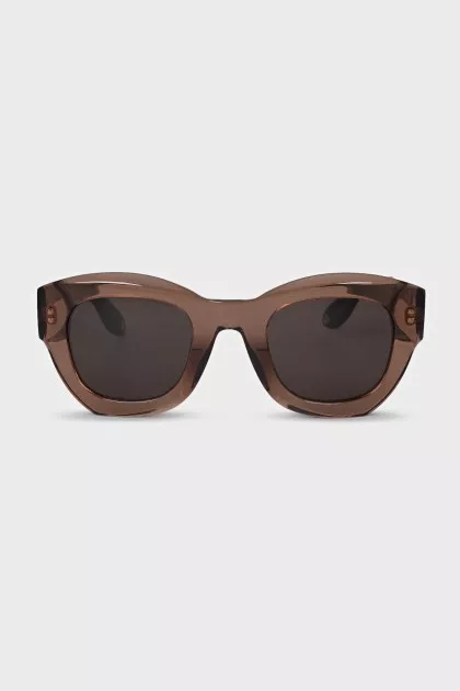 Sunglasses with transparent frames and logo
