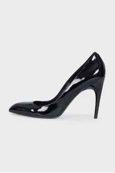 Patent black pumps