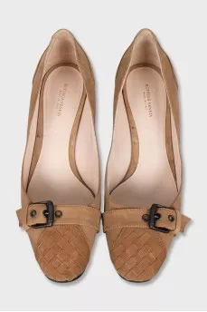Suede shoes with braided toe