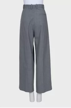 Wide-leg gray trousers