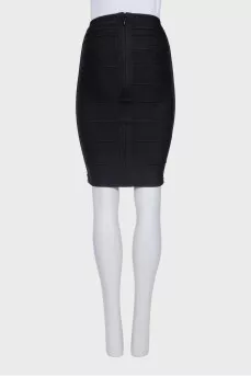 Fitted skirt with side zipper