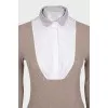 Pullover with a white collar