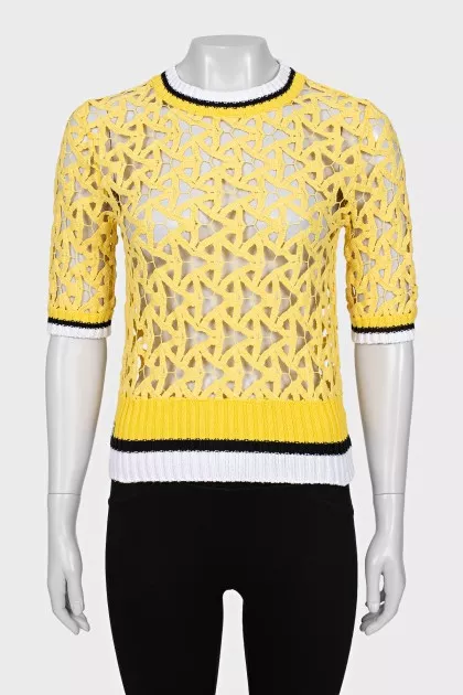 Openwork straight cut top