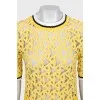 Openwork straight cut top