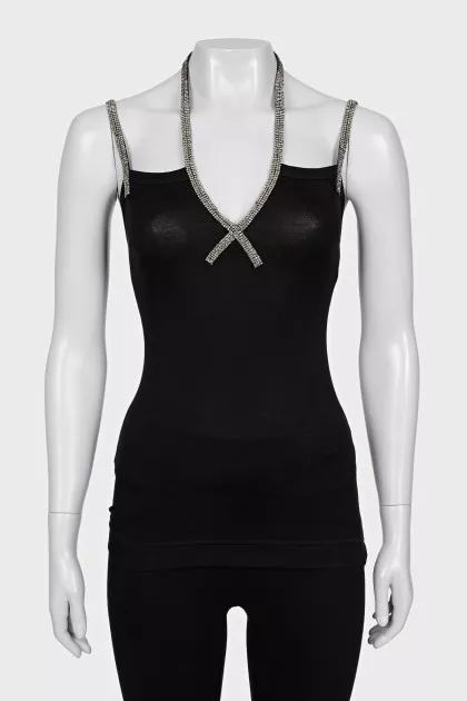 Fitted top decorated with crystals