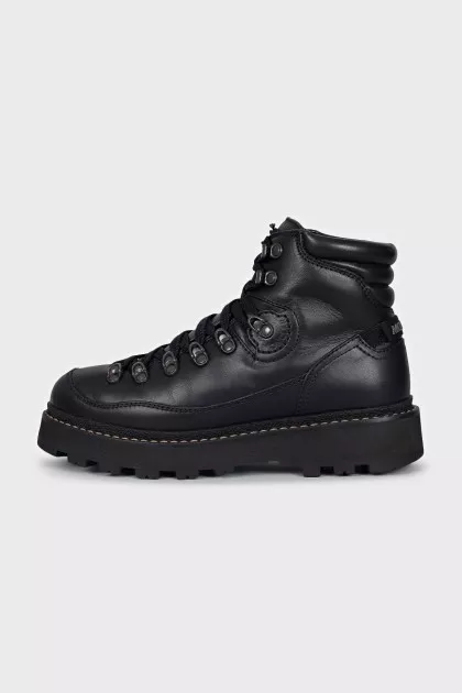 Men's black leather lace-up boots