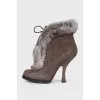 Suede ankle boots with fur trim