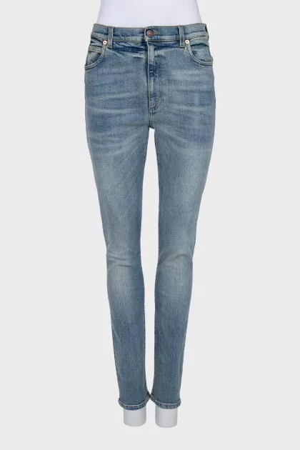 Tapered jeans with signature hardware