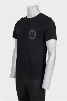 Men's black embroidered t-shirt