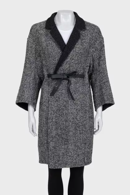 Reversible coat with belt