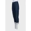 Cropped jeans with white cuffs