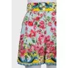High-waisted shorts in a floral print