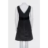 Fitted black dress with a zipper