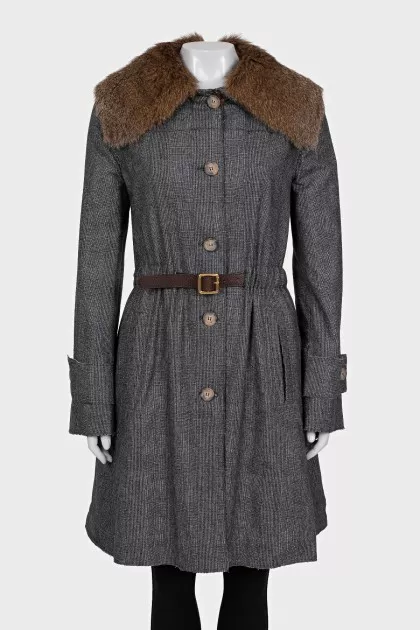 Gray coat with fur