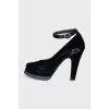 Vintage velvet shoes