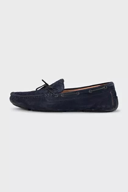 Men's suede moccasins decorated with lace