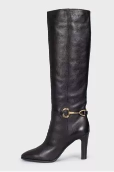 Черные сапоги из кожи с золотистым декором