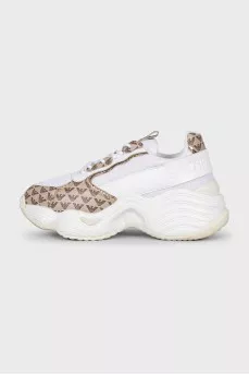 Sneakers with mesh inserts
