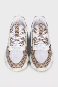 Sneakers with mesh inserts