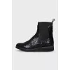 Textured leather boots with elastic bands