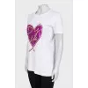 White T-shirt with a shiny print