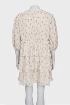 Floral print dress decorated with ruffles
