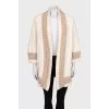 Loose-fitting cardigan with short sleeves