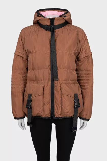 Oversized jacket with detachable sleeves