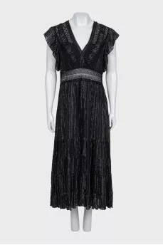 Black dress with a lace belt