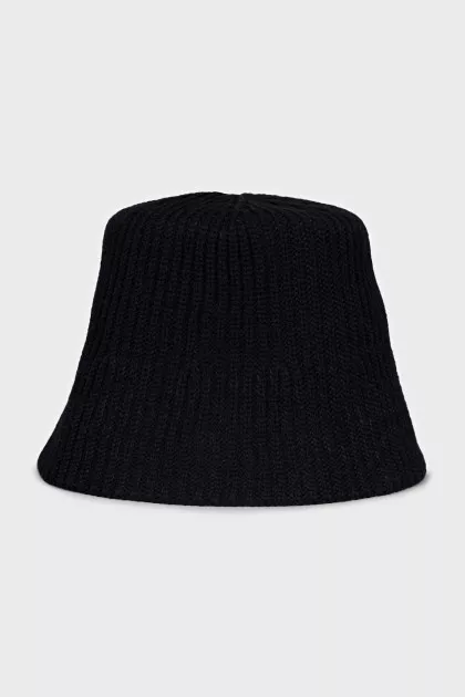 Knitted black panama hat with tag