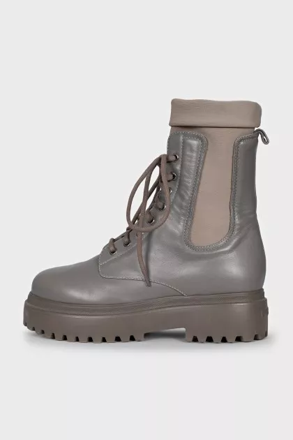 Leather lace-up boots with elastic bands
