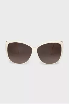 Wide-frame sunglasses